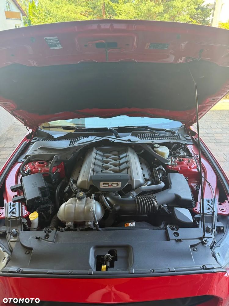 Ford Mustang 5.0 V8 GT - 16