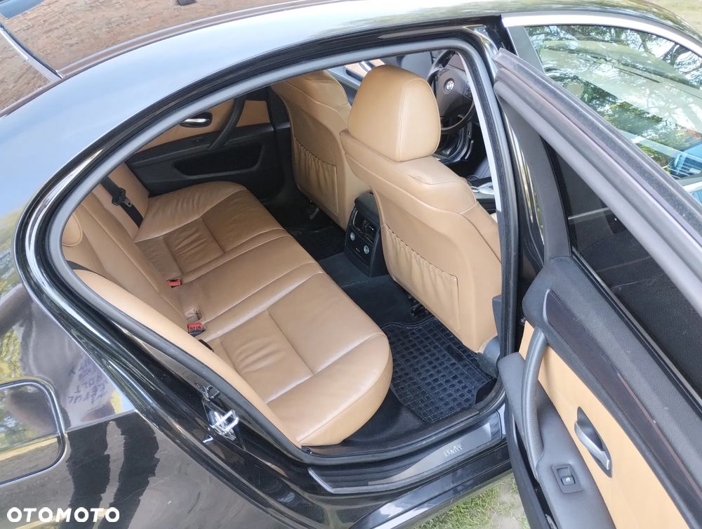 BMW Seria 5 - 16