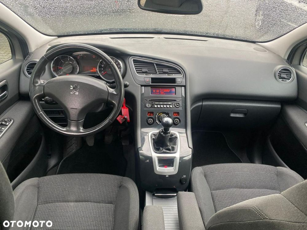 Peugeot 5008 - 11