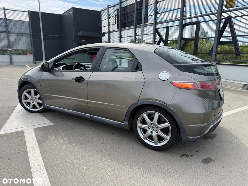 Honda Civic 1.8i-VTEC Sport - 8