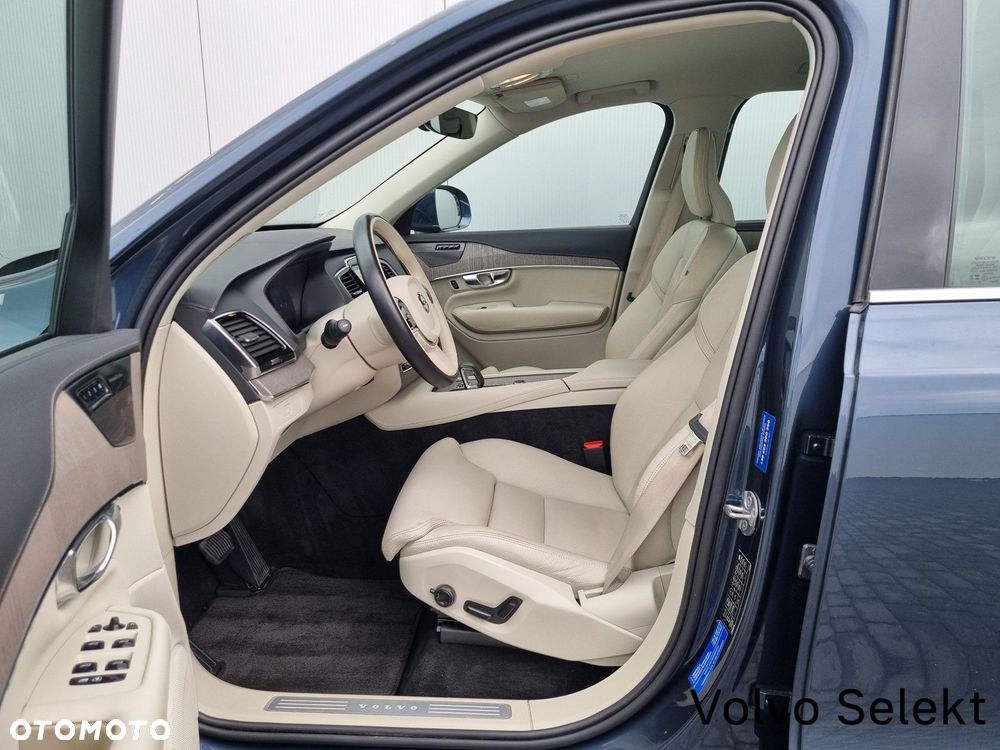 Volvo XC 90 - 12