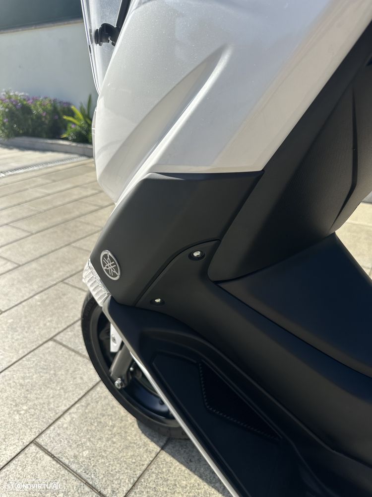 Yamaha NMAX 125 com Pack Urban - 29