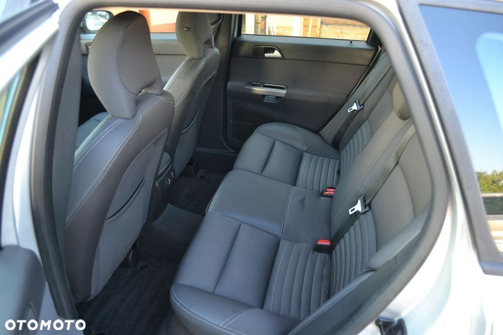 Volvo V50 - 6