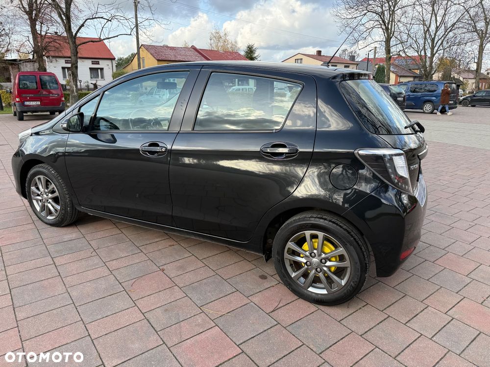 Toyota Yaris 1.33 Prestige - 28