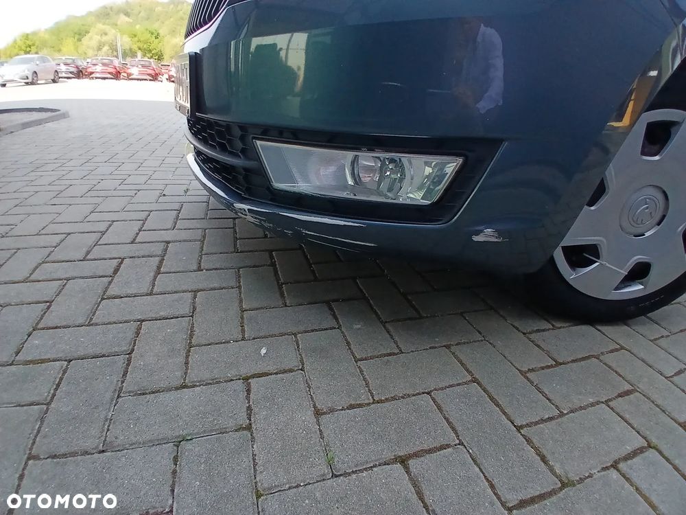 Skoda RAPID 1.2 TSI Style Plus - 29