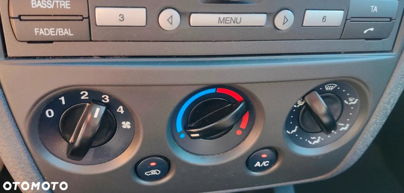 Ford Fusion 1.4 Fun X - 29