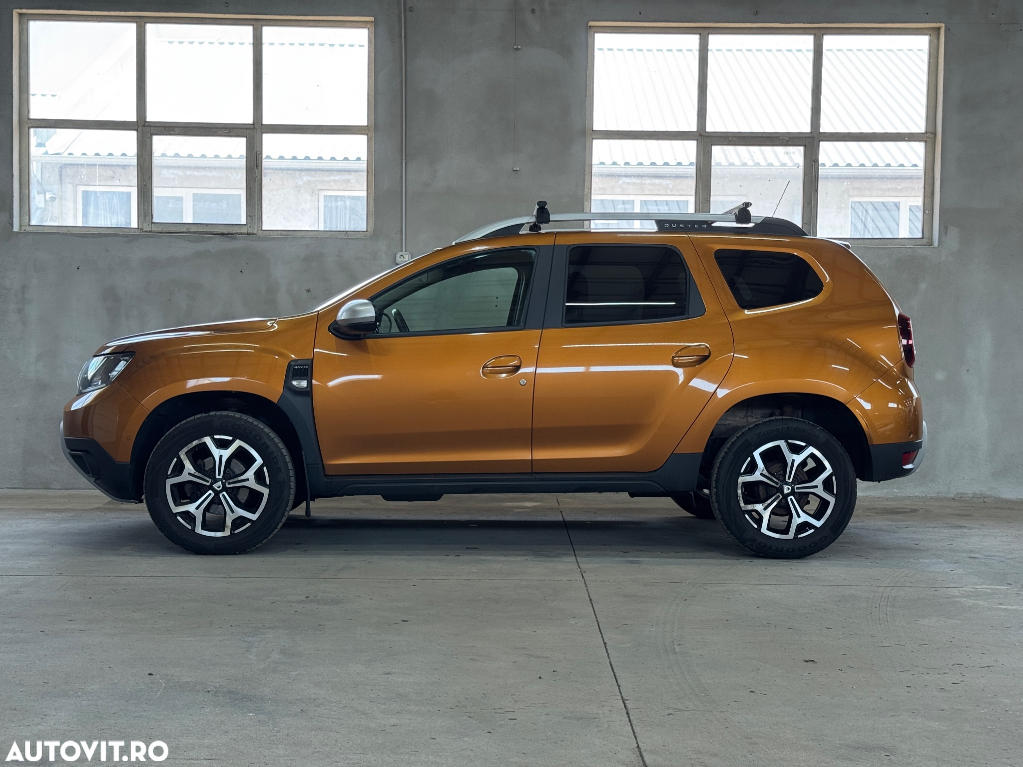 Dacia Duster 1.5 dCi 4WD Prestige jante 17" - 5