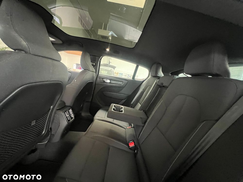 Volvo C40 Recharge Extended Range Plus - 26