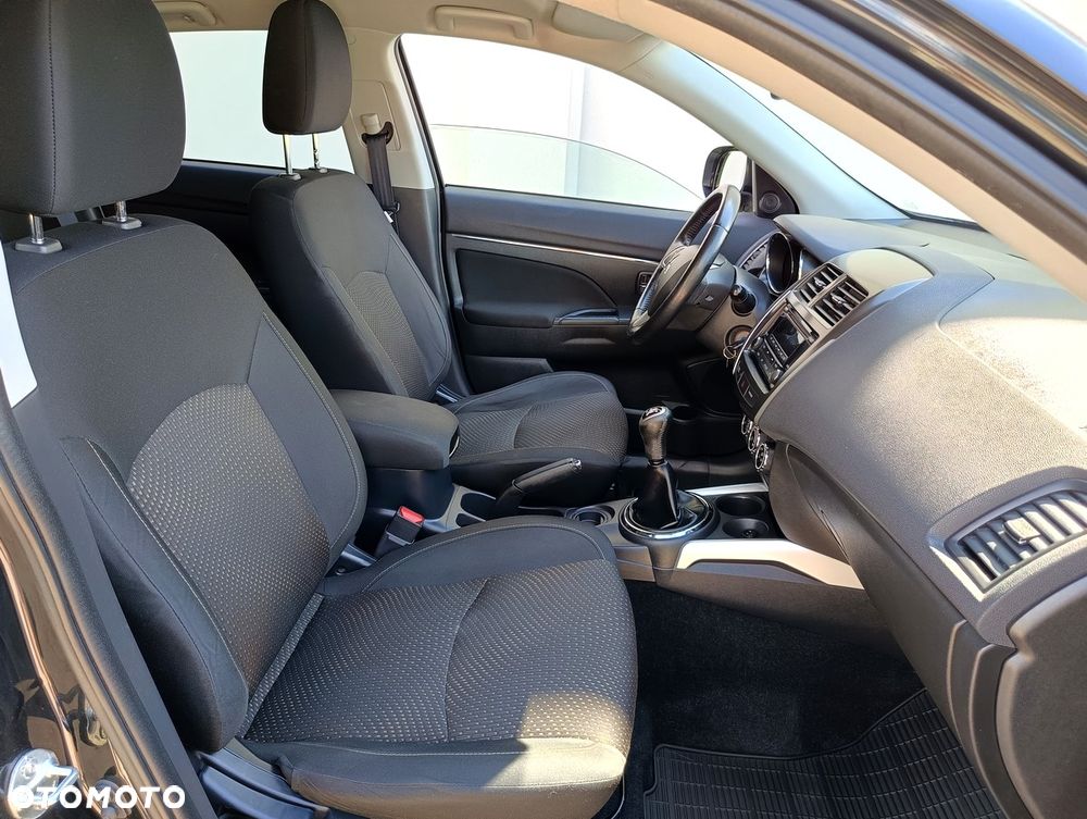 Mitsubishi ASX 1.6 2WD Invite - 25