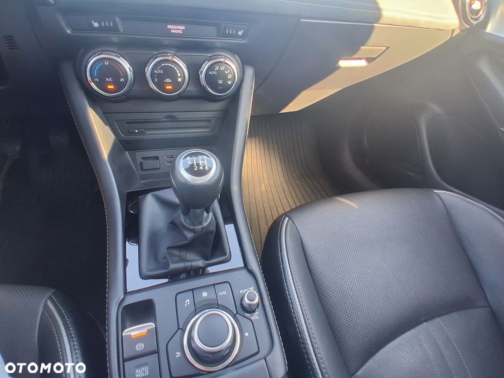Mazda CX-3 SKYACTIV-G 121 FWD Signature+ - 21