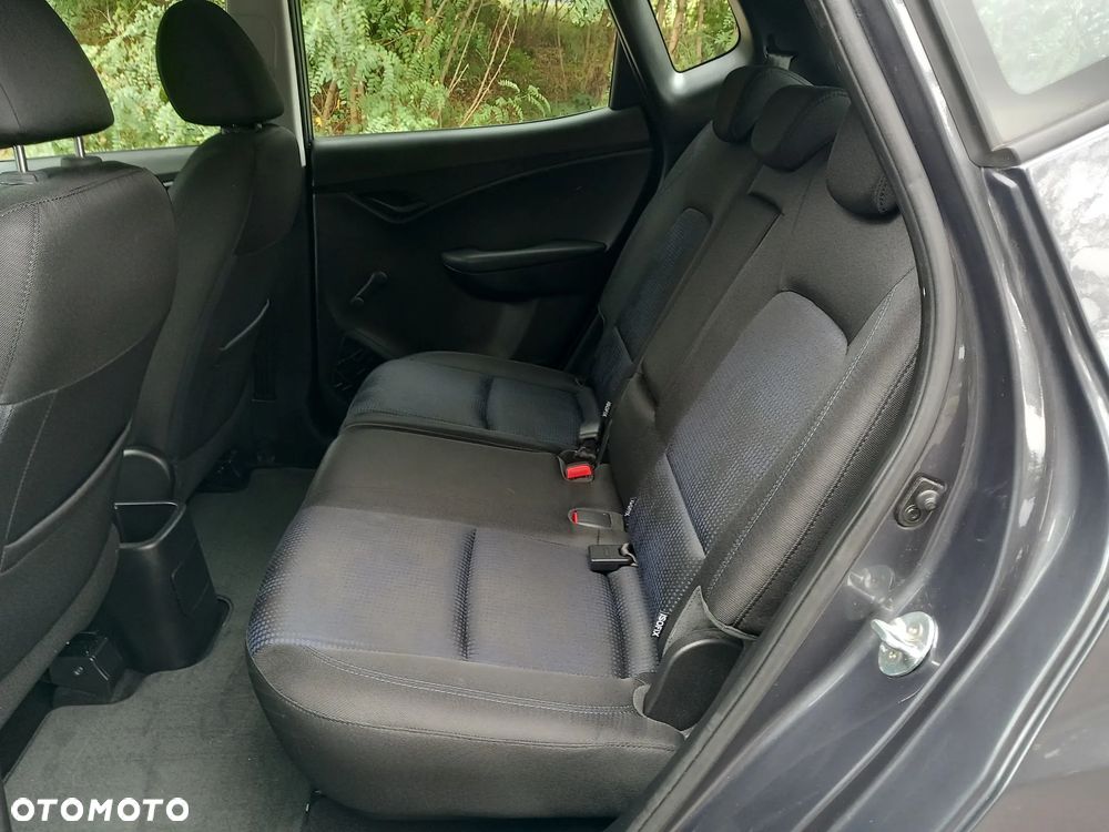 Hyundai ix20 1.4 Comfort blue - 15