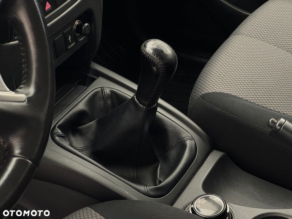 Mitsubishi L200 2.2 d DC Invite - 9