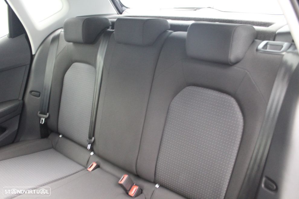 SEAT Arona 1.0 TSI Style - 32