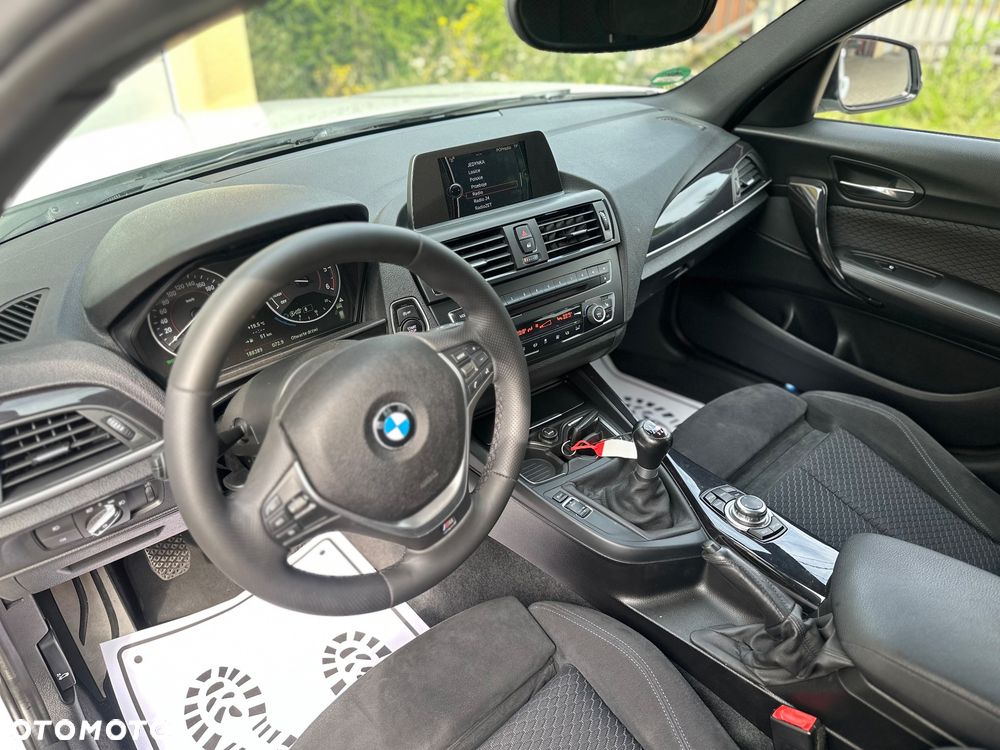 BMW Seria 1 118d xDrive Sport Line - 16