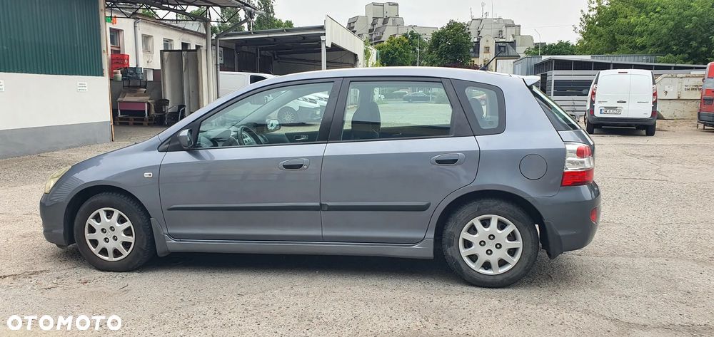 Honda Civic 1.4i S - 9