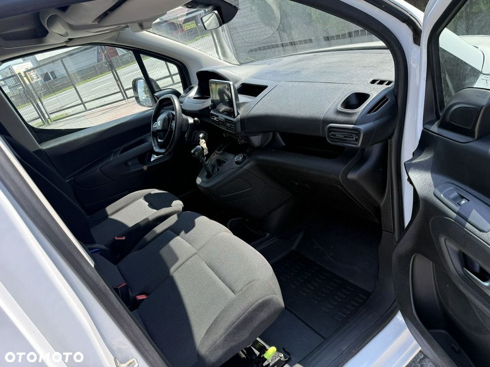 Peugeot Partner - 8