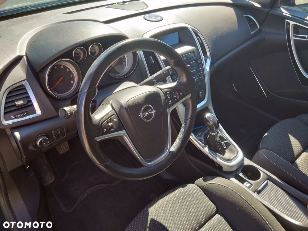 Opel Astra 1.6 T Sport - 9
