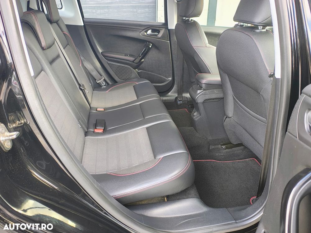 Peugeot 2008 PureTech 110 Stop&Start GT-Line Edition - 17