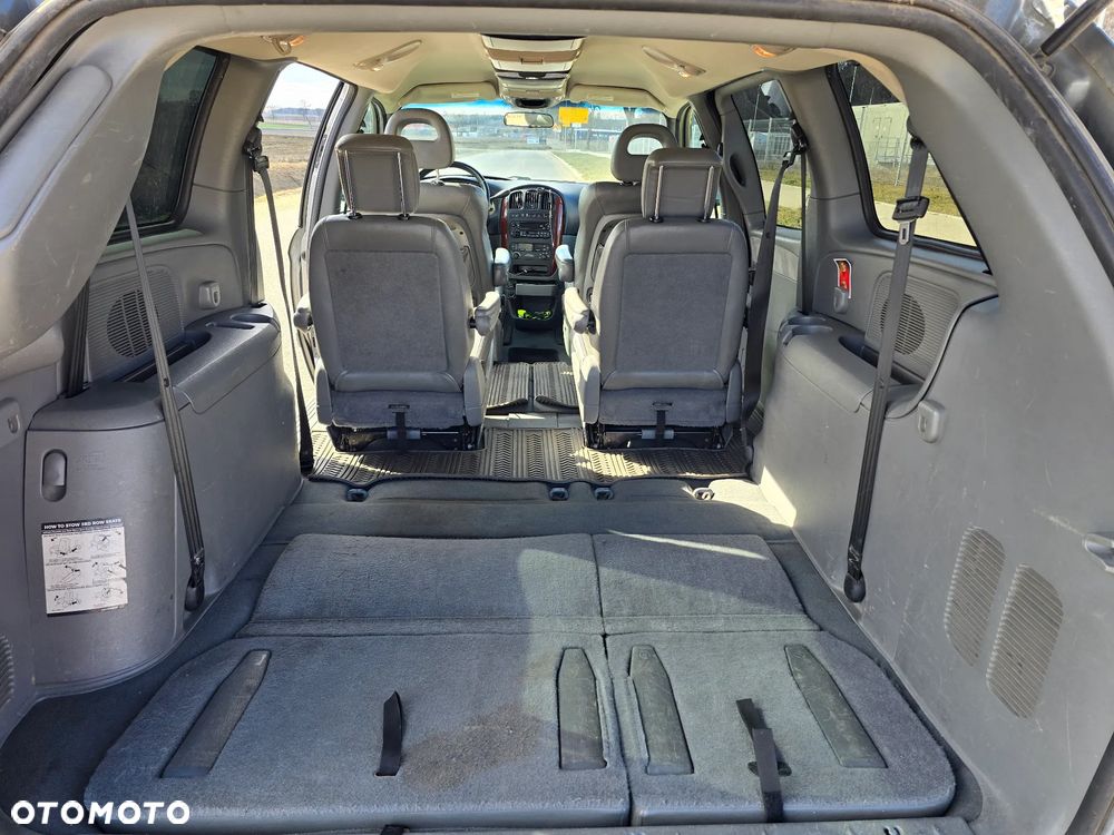 Chrysler Grand Voyager 2.8 CRD LX S&G - 14