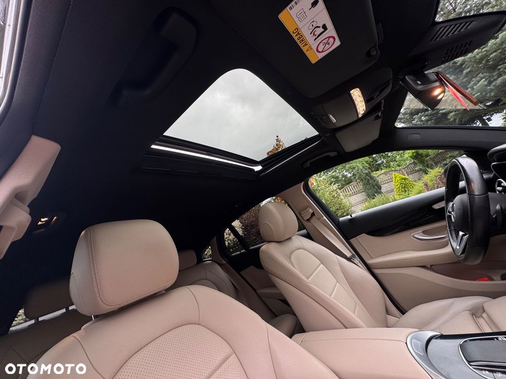 Mercedes-Benz GLC 200 d - 32