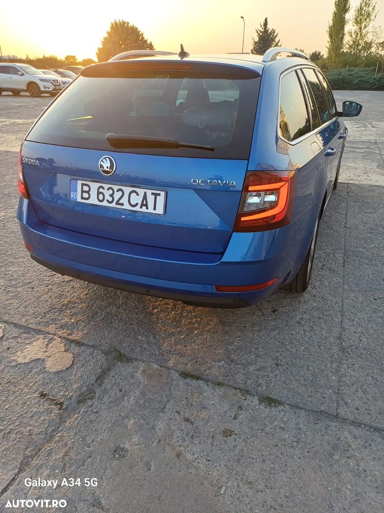 Skoda Octavia Combi Diesel 1.6 TDI Style - 4