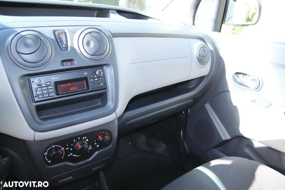 Dacia Dokker 1.5 dCi 90 CP Laureate - 39