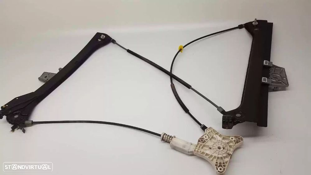 ELEVADOR DE VIDRO FRONTAL DIREITO MERCEDES-BENZ CLK 2003 -A2097200446 - 2