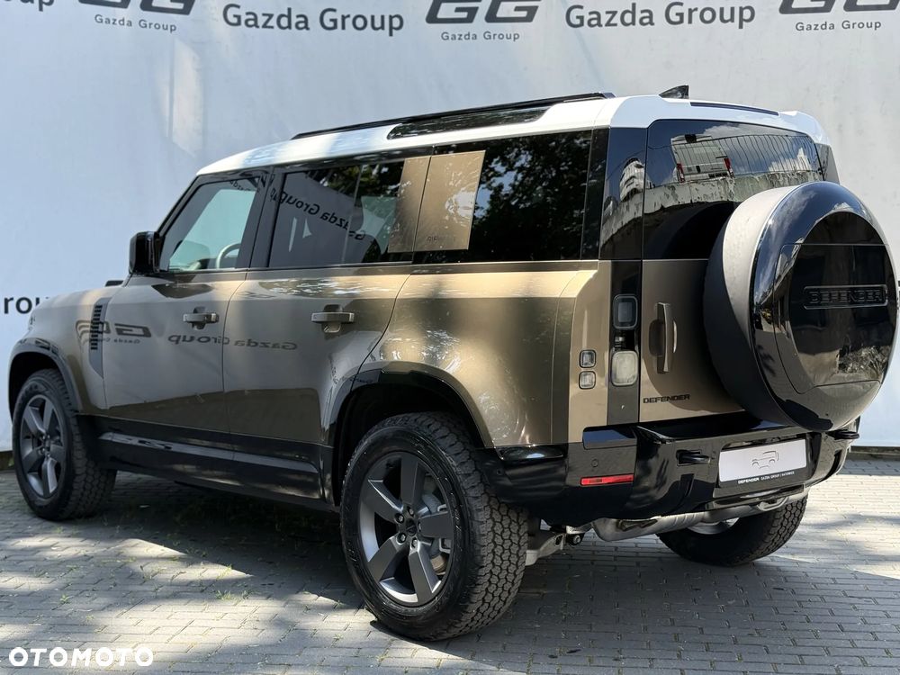 Land Rover Defender 110 D350 X-Dynamic HSE - 3