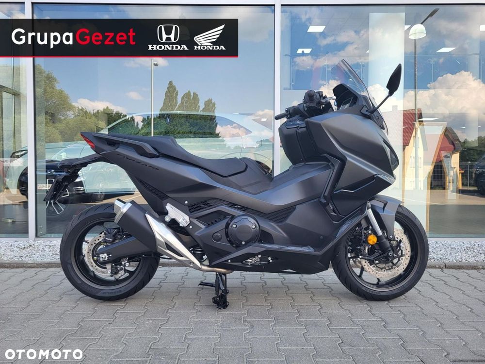 Honda NSS - 5