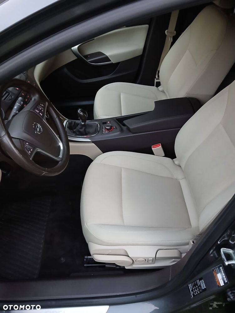 Opel Insignia 2.0 CDTI Cosmo - 3