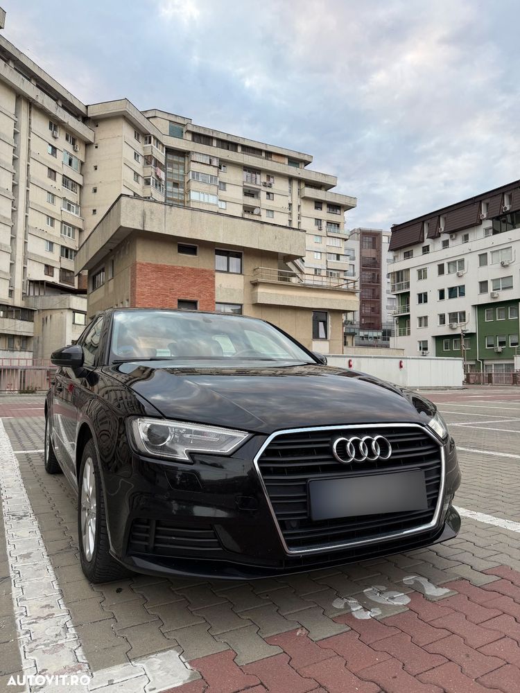 Audi A3 1.6 TDI S tronic Sport - 9