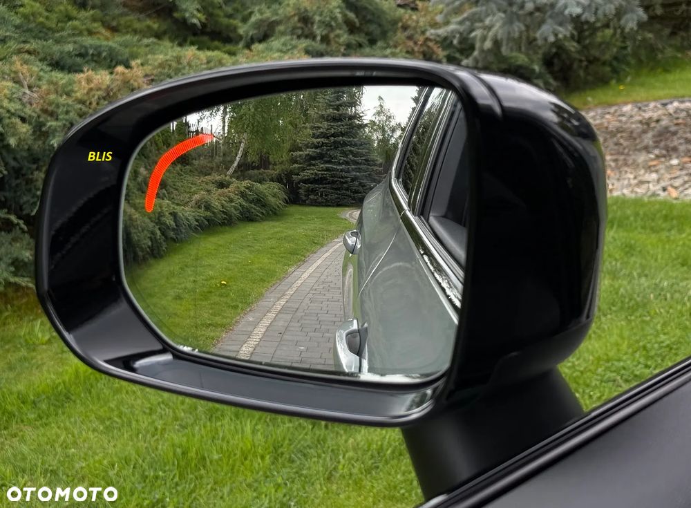 Volvo XC 60 B4 D AWD Plus Dark - 8