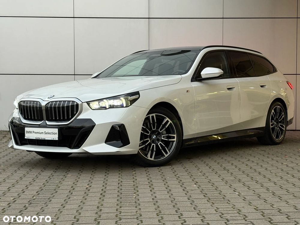 BMW Seria 5 520d xDrive mHEV M Sport - 1