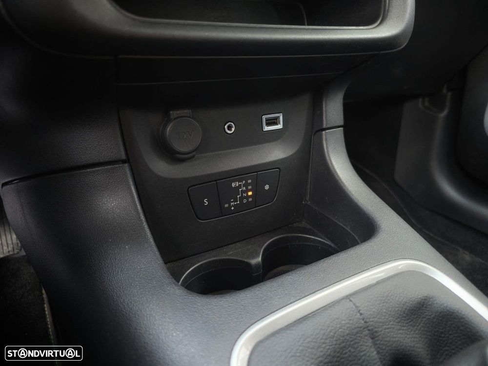 Citroën C3 Pure Tech S&S EAT6 Shine - 21