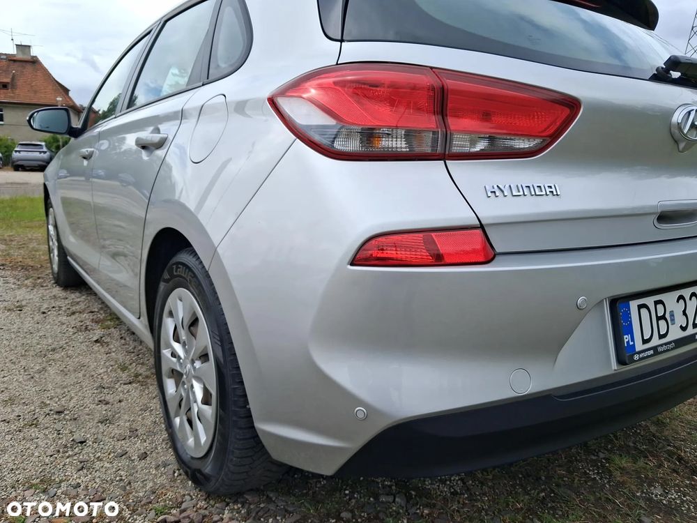 Hyundai i30 1.4 Classic + - 28