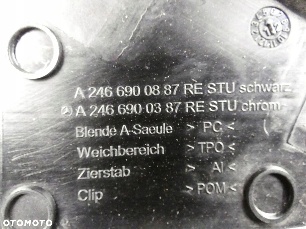 MERCEDES B KLASA W246 TRÓJKĄT OSŁONA BŁOTNIKA PRAWY PRZÓD - 3