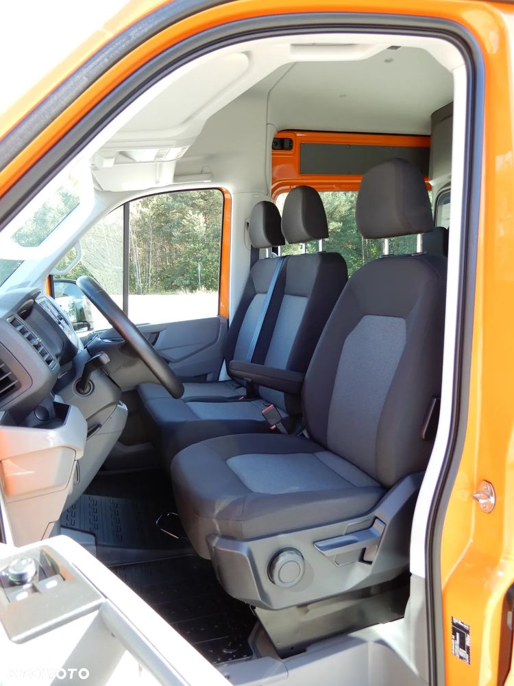 Volkswagen Crafter 4Motion 4X4 2.0 TDI 177 KM Automat 8-Mio Biegowy MIXTO Doka Brygadowy Dubel 6-Cio Osobowy+952 Kg Ładowność HAK 3000 Kg Blaszak Furgon L4H2 Rozstaw Osi 4490 mm GWARANCJA FABRYCZNA Stan Auta Jak NOWY OKAZJA - 30
