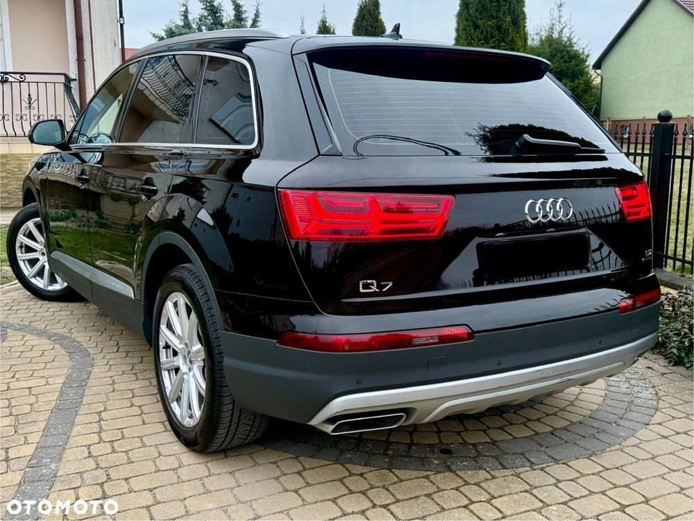 Audi Q7 - 15