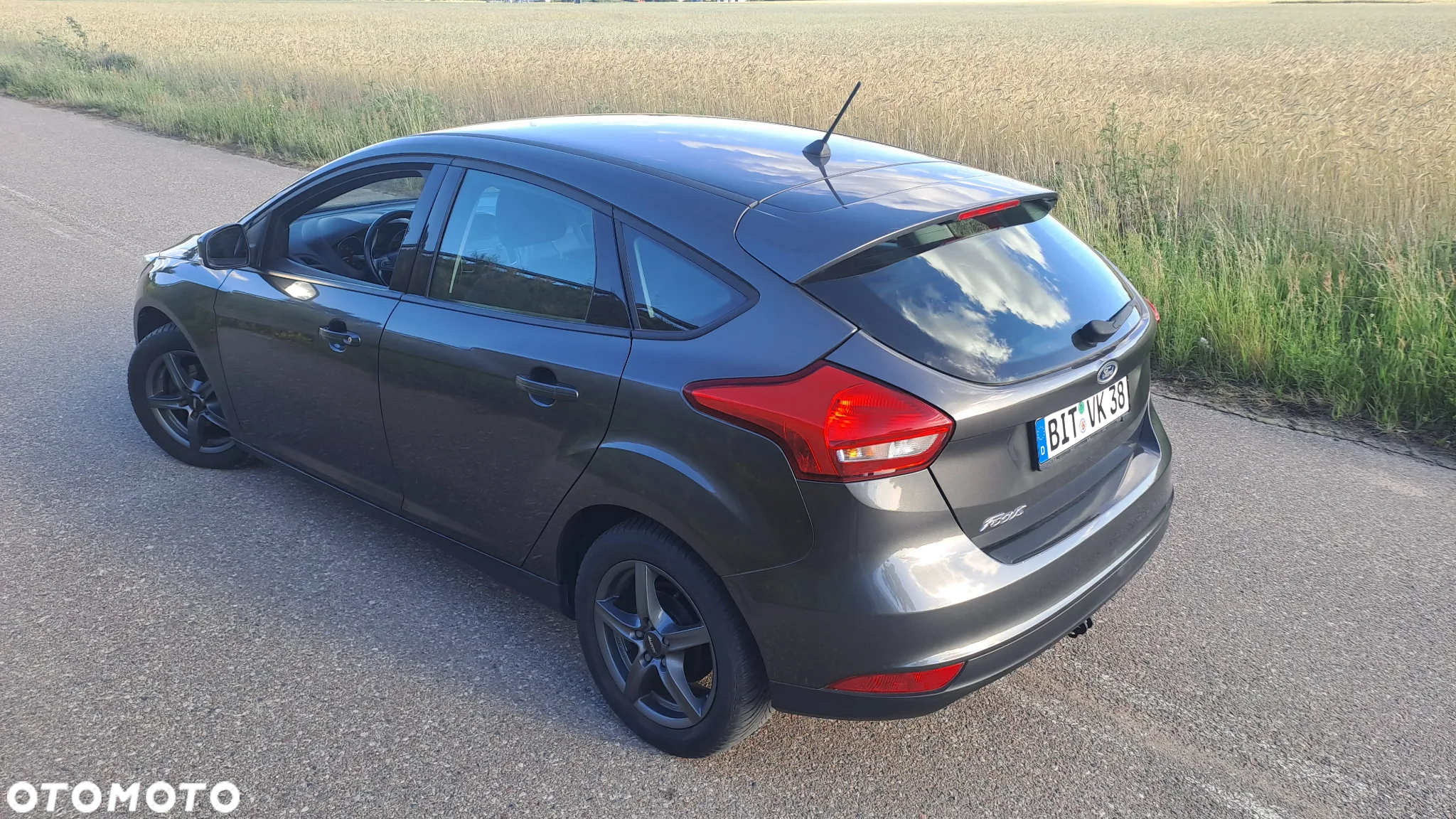 Ford Focus 1.6 Trend - 14