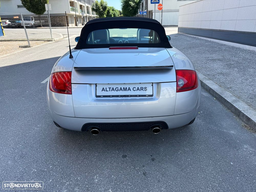 Audi TT Coupé 1.8 T quattro - 8