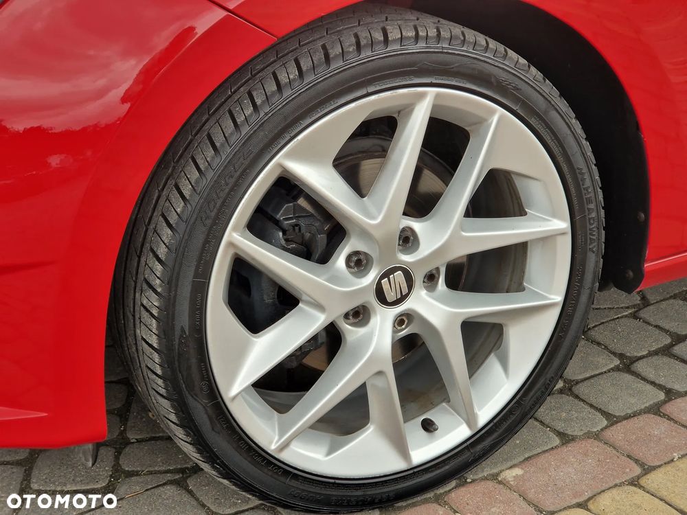 Seat Leon 2.0 TDI DPF FR Black Matt Edition - 11