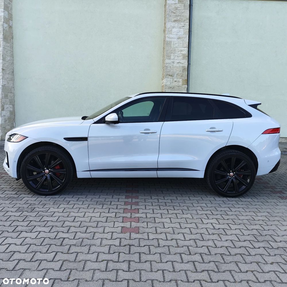 Jaguar F-Pace S AWD - 12