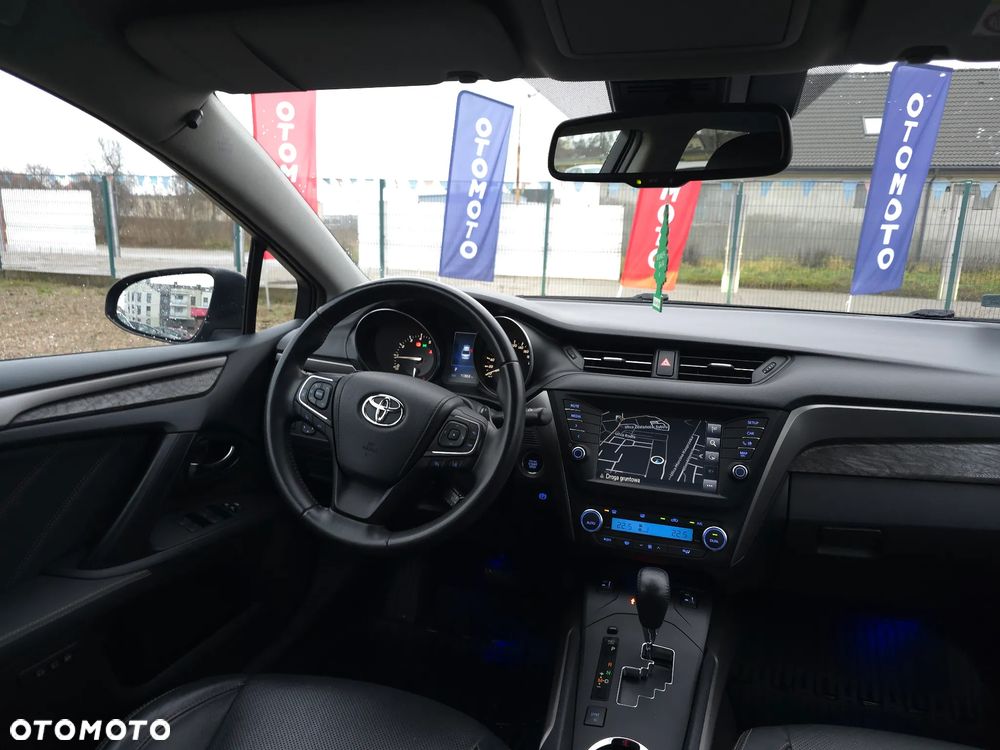 Toyota Avensis 2.0 Prestige NAVI MS - 39