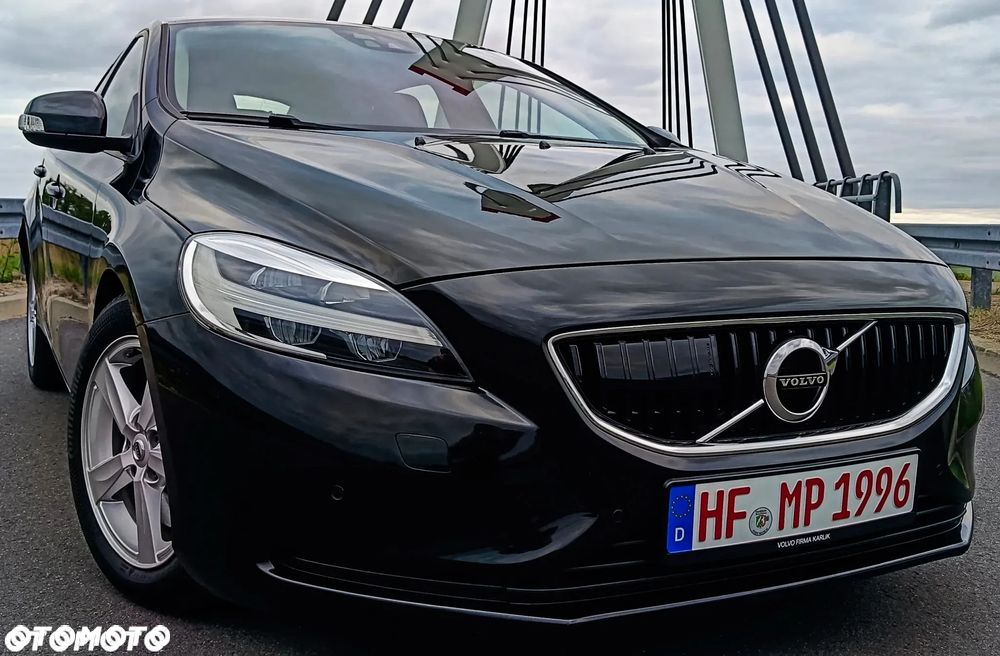 Volvo V40 D2 Geartronic RDesign - 11