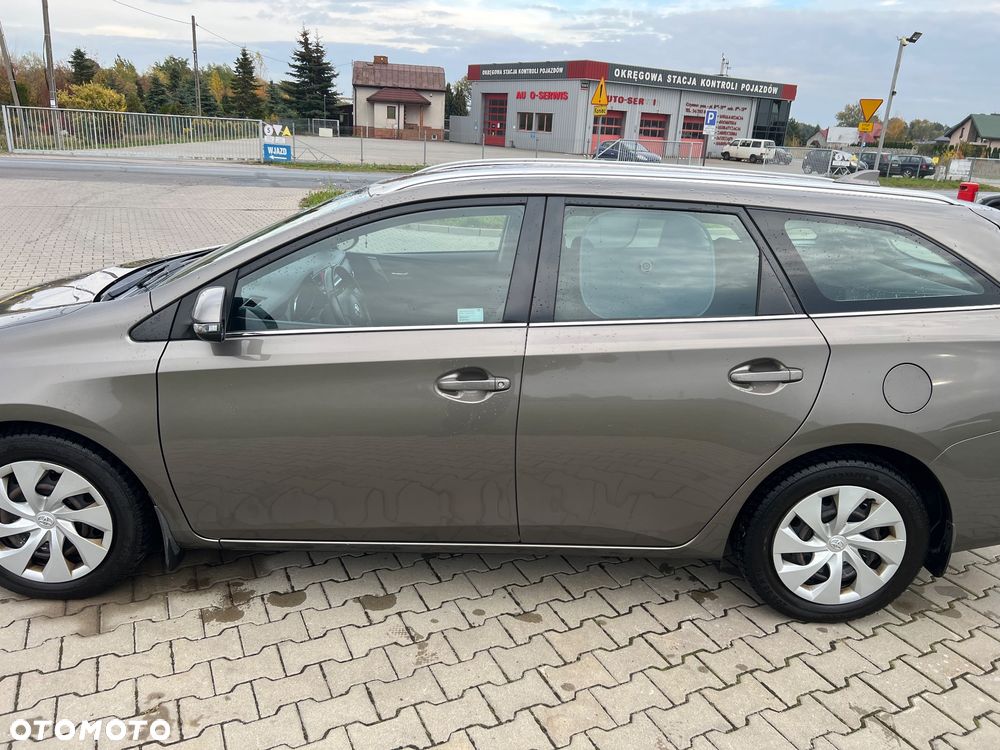 Toyota Auris 1.33 VVT-i Comfort - 3