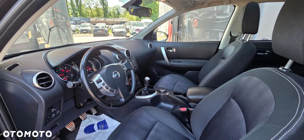 Nissan Qashqai 1.6 dCi 4 x 4 DPF Start/Stop tekna - 30