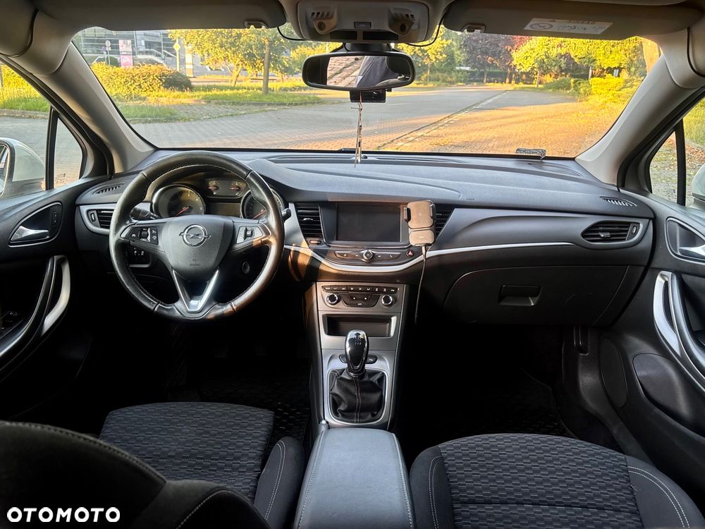 Opel Astra 1.6 CDTI Enjoy - 12