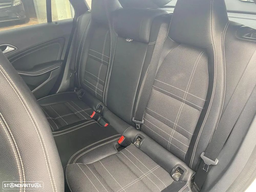 Mercedes-Benz CLA 220 d Shooting Brake Urban Aut. - 9