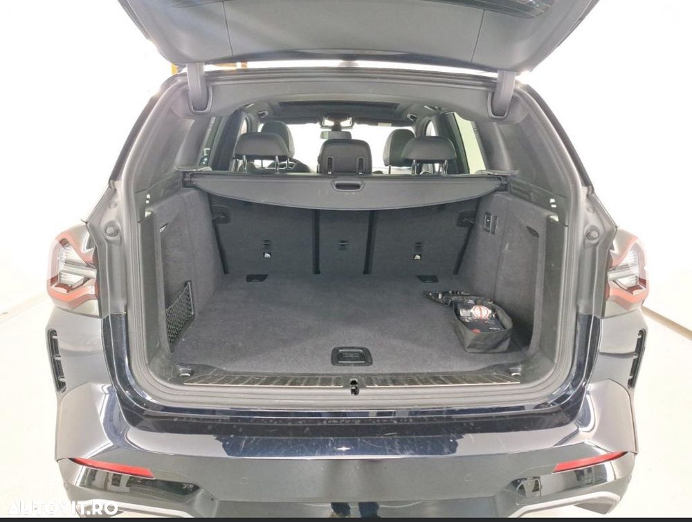 BMW iX3 Standard - 7