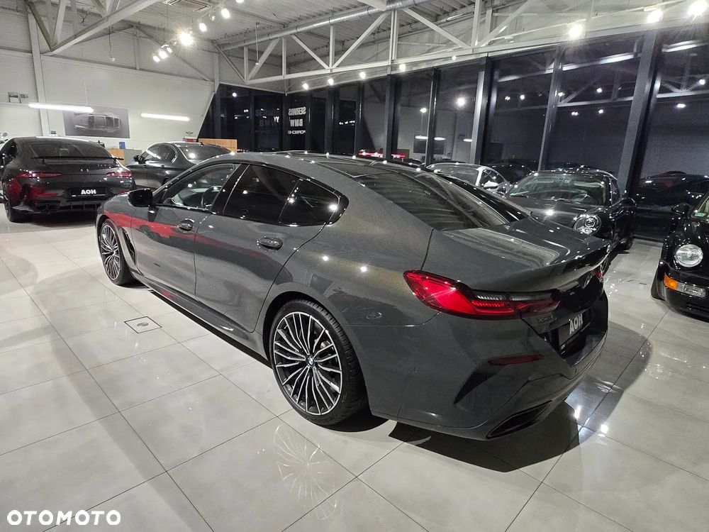 BMW Seria 8 - 8